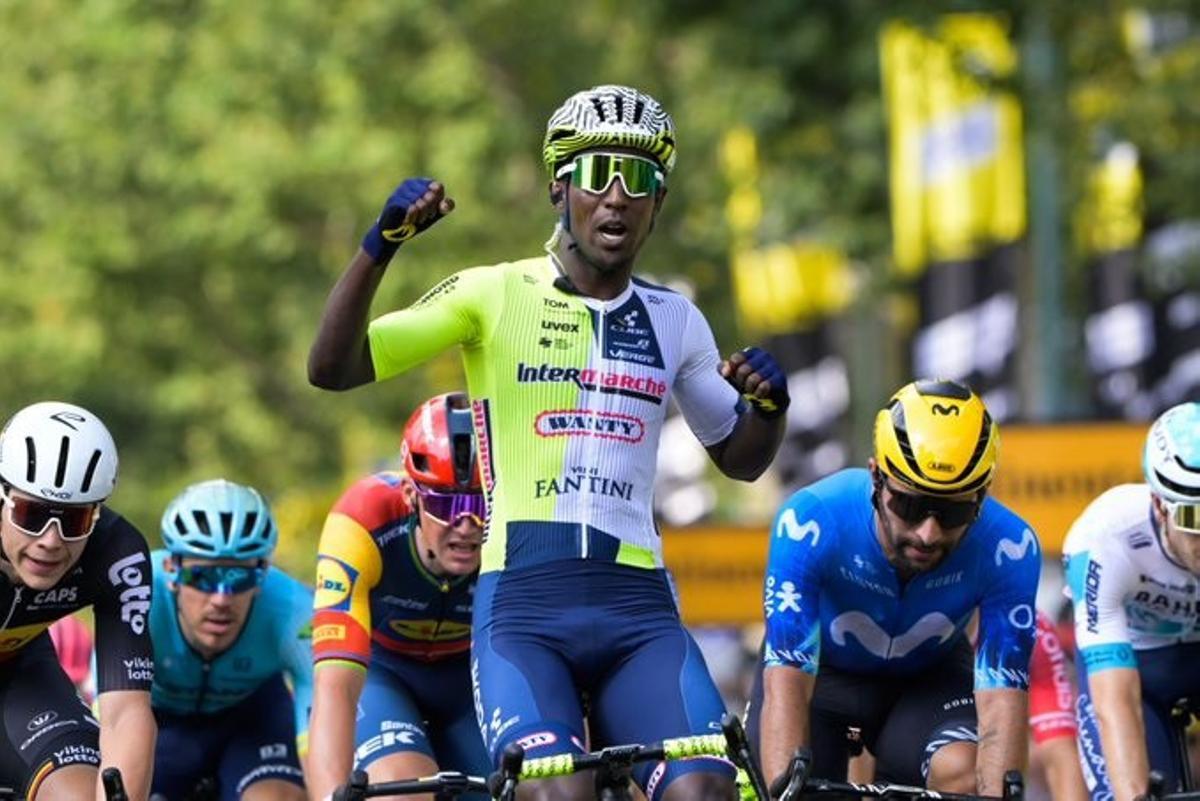 El ciclista eritreo Biniam Girmay (Intermarché-Wanty) se adjudicó la tercera etapa del Tour de Francia de 2024.