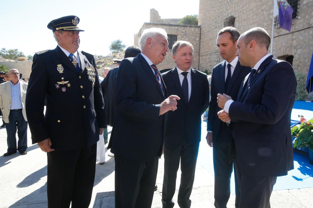 Un momento del acto de la Policía en el Castillo de Santa Bárbara.