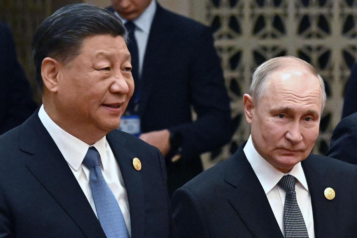 El titular de Defensa xinès demana reforçar el vincle militar amb Rússia