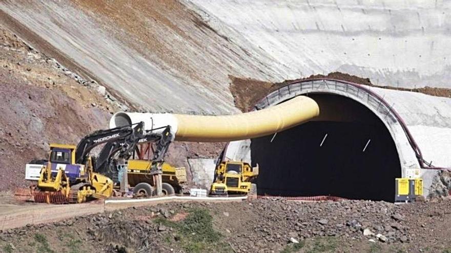 Las obras del túnel del Anillo Insular en Santiago del Teide.