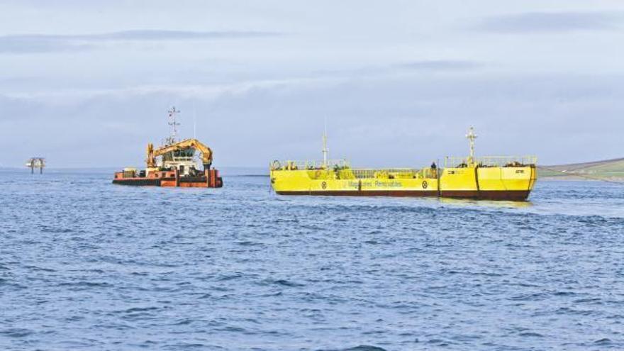 Así fue la maniobra de fondeo de una firma redondelana para generar electricidad en aguas de Escocia