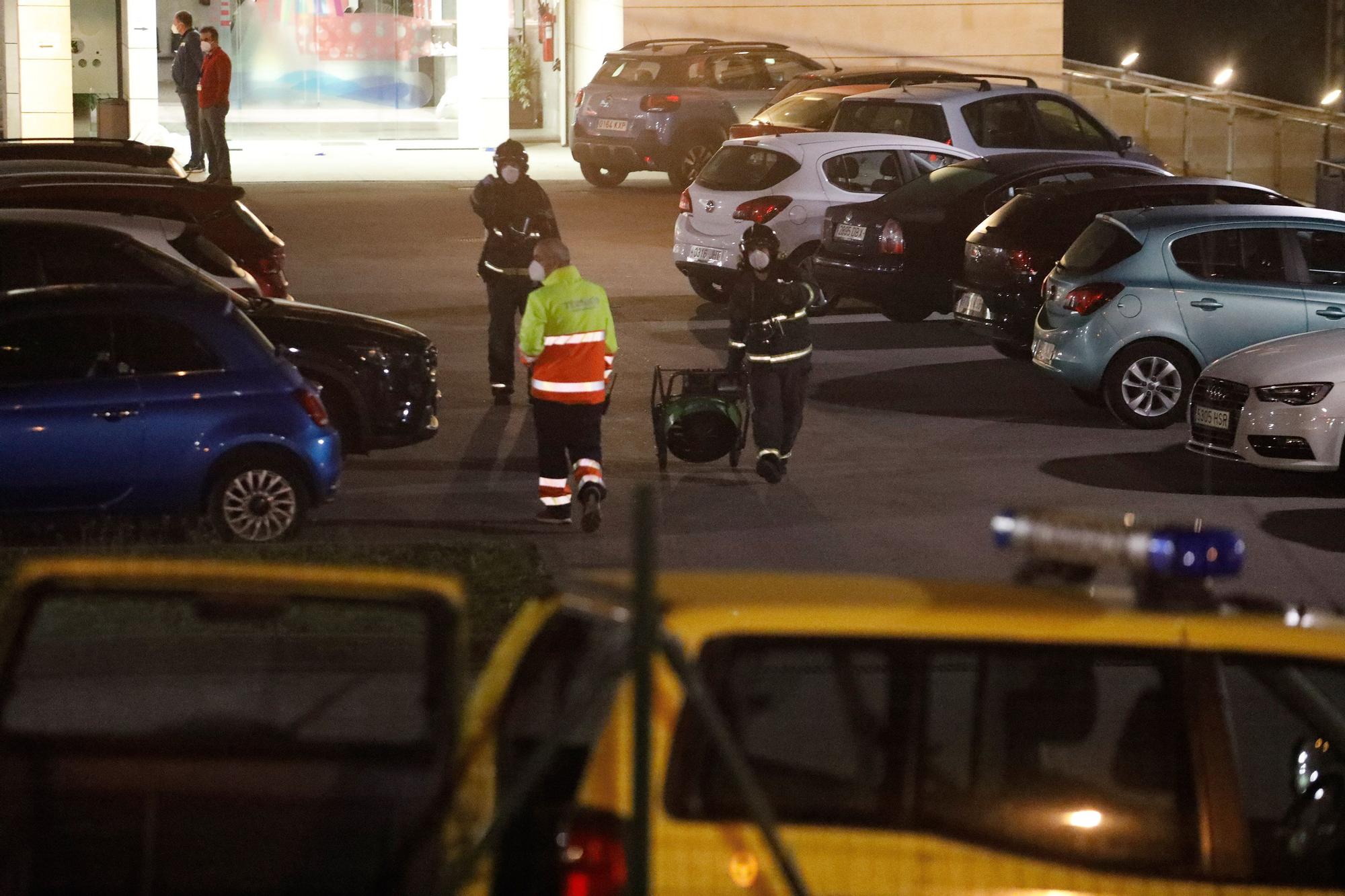 Un incendio obliga a desalojar a pacientes mayores con covid del centro de Barros