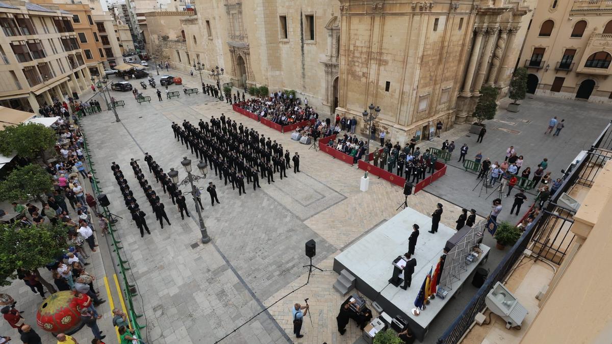 Acto en honor al Patrón de la Policía Nacional en Elche