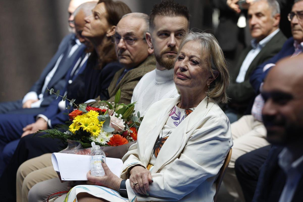 La entrega del premio "Gijón Ciudad Abierta" a Blanca Cañedo, en imágenes La entrega del premio "Gijón Ciudad Abierta" a Blanca Cañedo, en imágenes