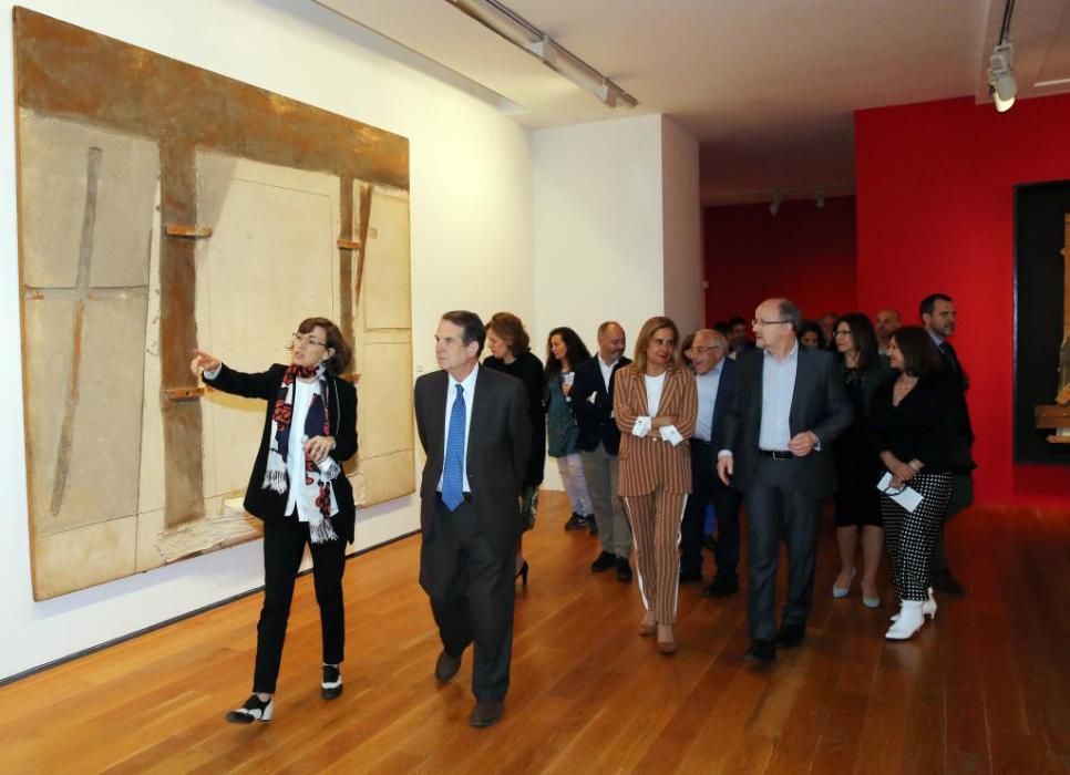 El MARCO acoge desde hoy y hasta el 15 de septiembre la exposición "Destacados. Colección Telefónica" que incluye obras de Eduardo Chillida, Juan Gris, Antoni Tápies, Pablo Picasso o René Magritte