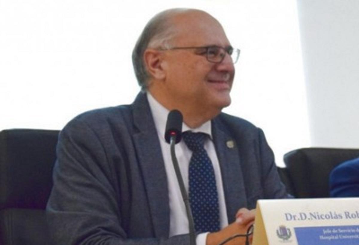 Nicolás Roberto Robles, jefe del servicio de Nefrología del Hospital Universitario de Badajoz y catedrático de Nefrología