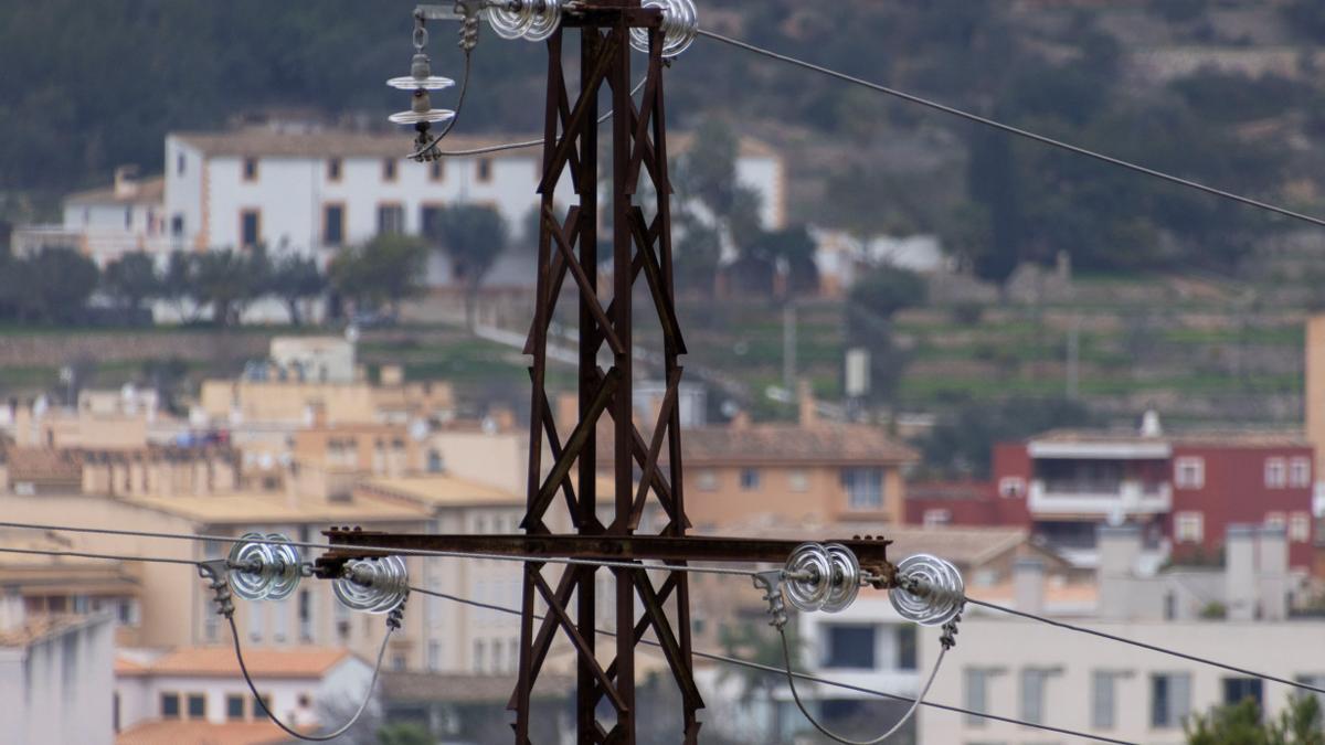 La luz sube un 16,8 % y alcanza su mayor nivel desde mediados de enero.