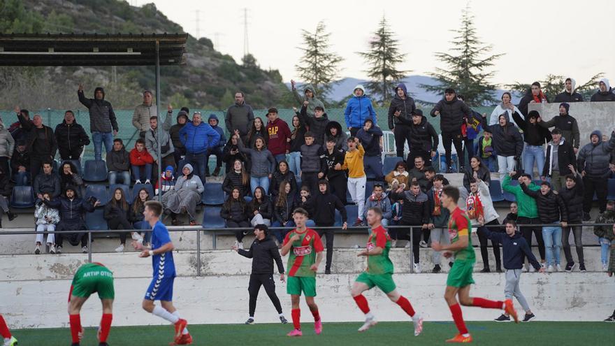 El Puig-reig venç amb èpica el líder Ripollet (3-2)