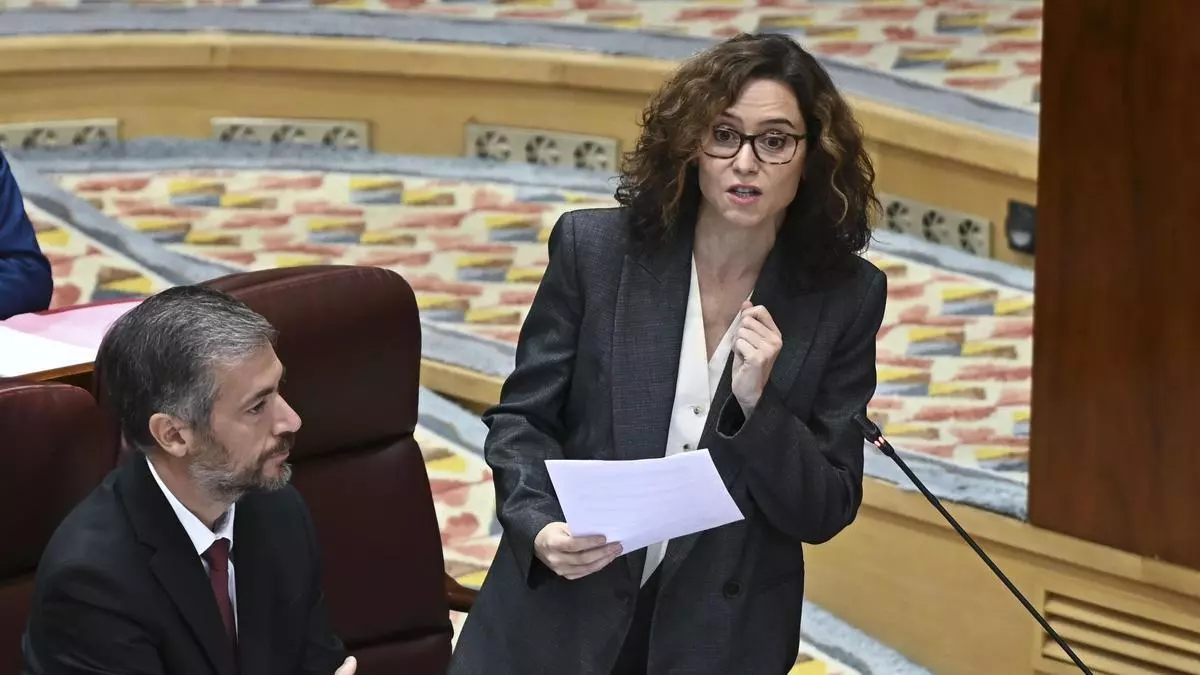 Ayuso: "Dejen en paz a Maricarmen que está en un hospital público intentando sanarse y se están lucrando de ella"