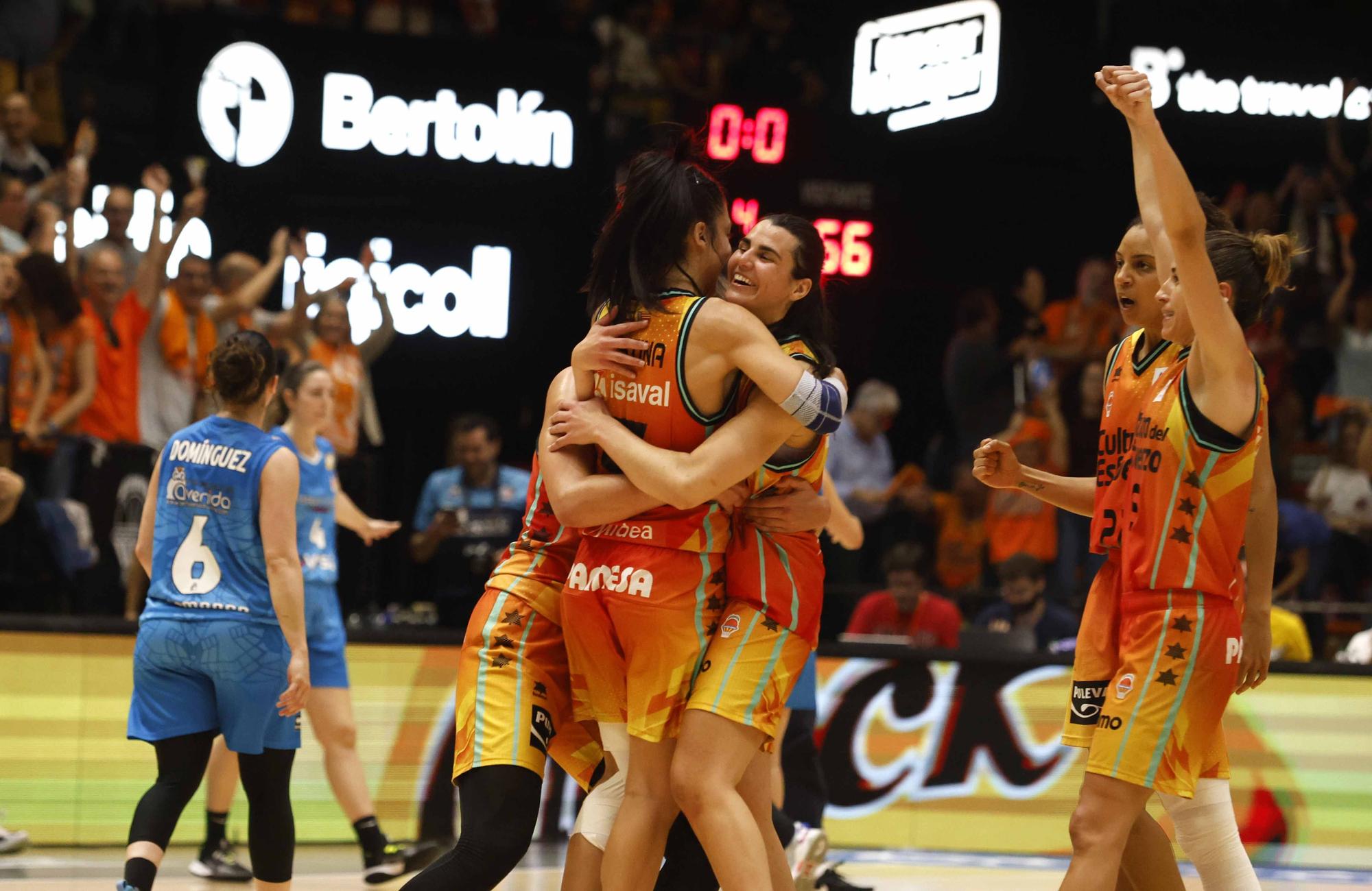 Valencia Basket - Perfumerías Avenida