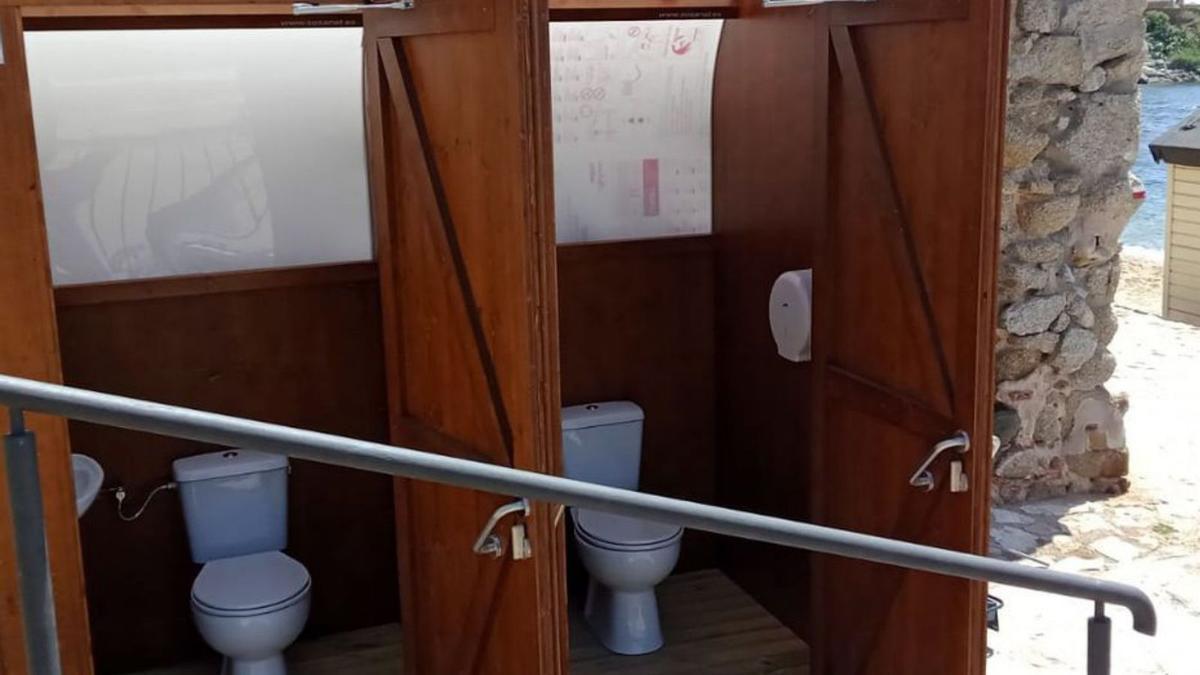 Els lavabos que s’han instal·lat a la platja de Canadell. | DDG