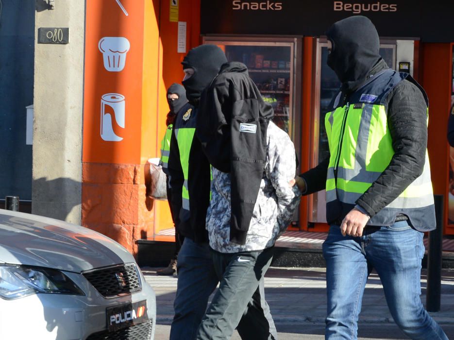 Detencions a Figueres per pertinença a Daesh