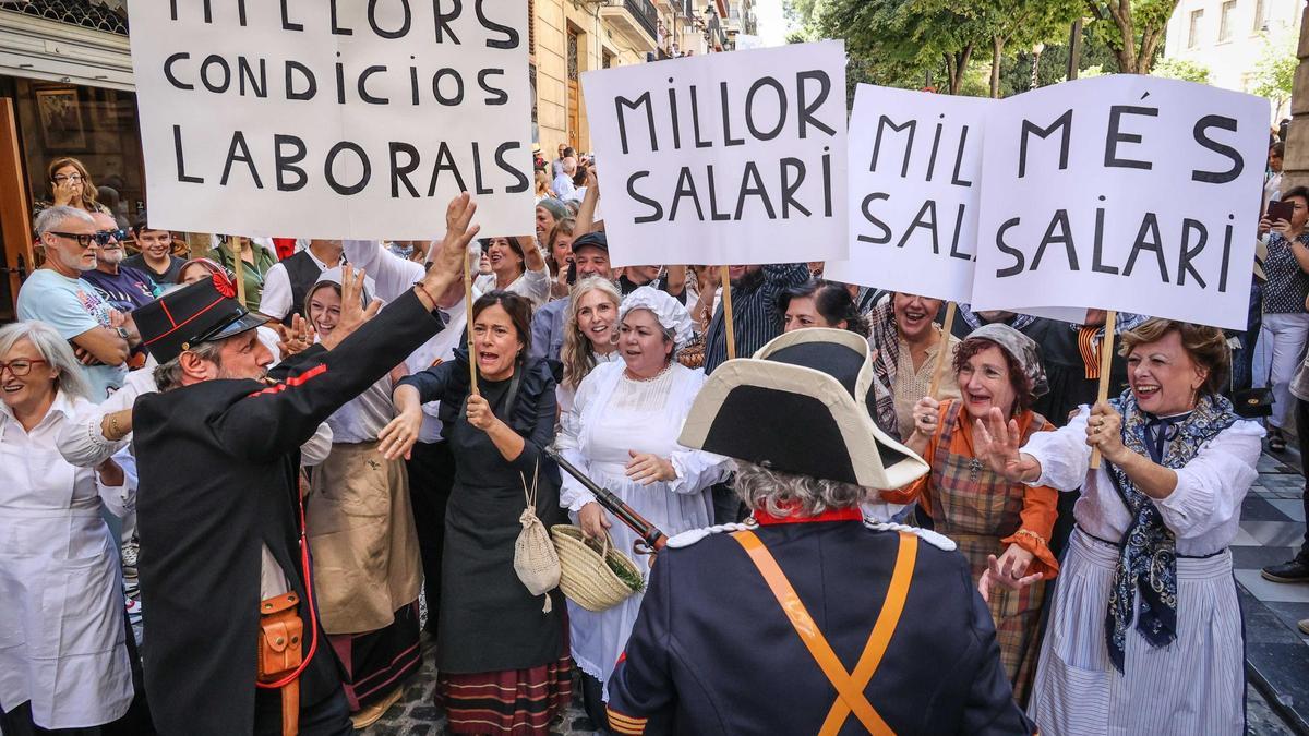 La Semana Modernista de Alcoy calienta motores con la presentaciones de sus novedades