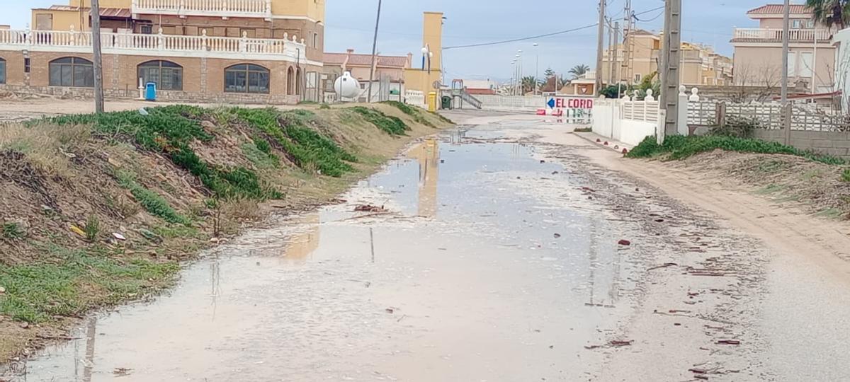 Las mejores imágenes del temporal de mar en Cullera