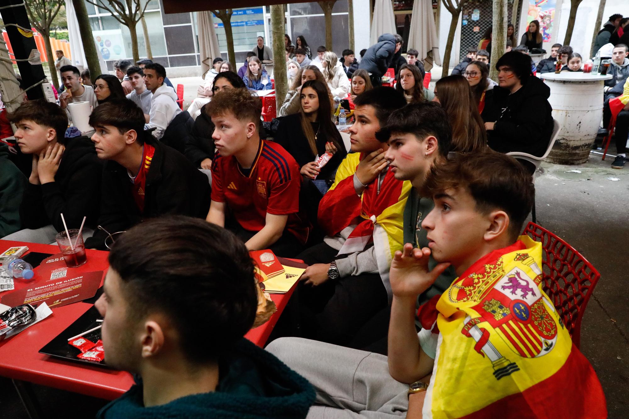 Así se vivió en Avilés la eliminación de España