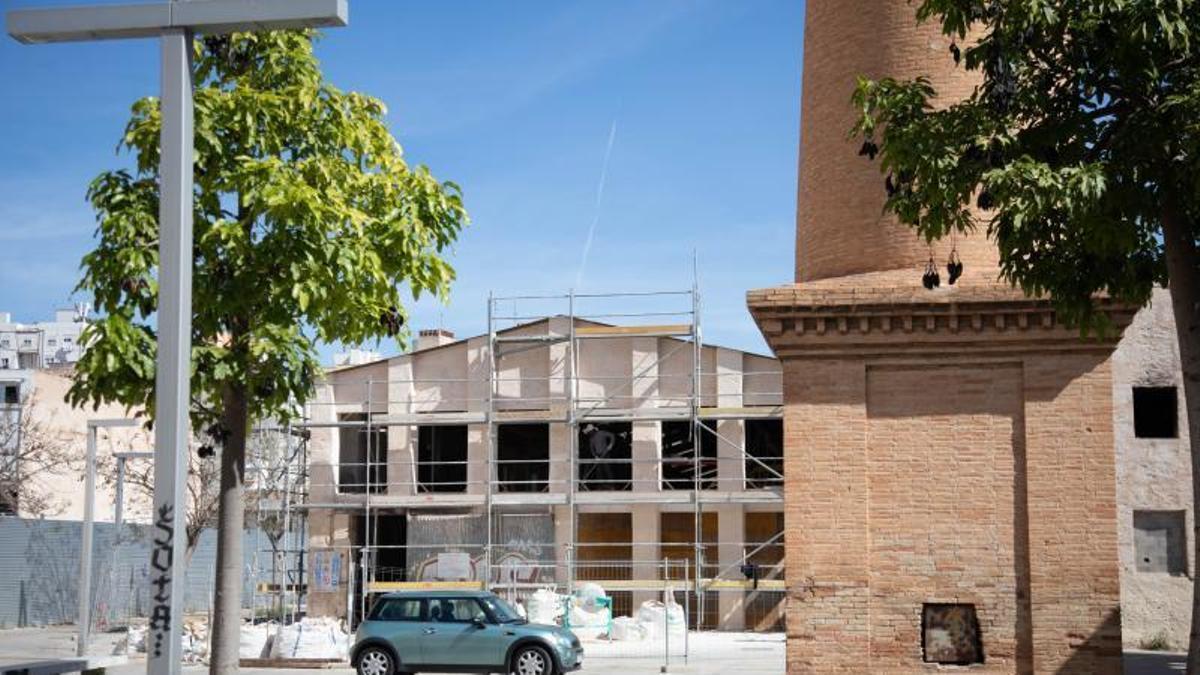 La reforma de la antigua fábrica de la Soledat ha sufrido numerosos retrasos.
