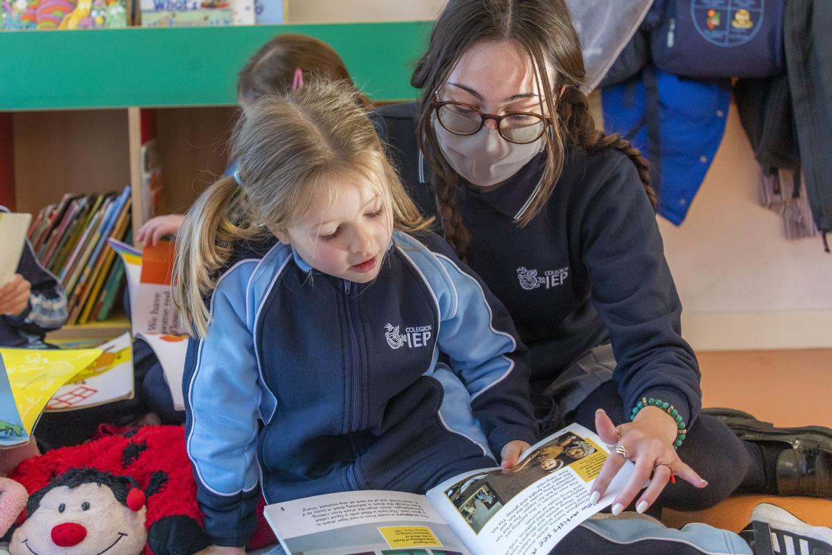 En la etapa de Primaria (de los 5 hasta los 11 años), el equipo docente de International English School of Castellón fomenta su desarrollo intelectual, social, físico y moral.