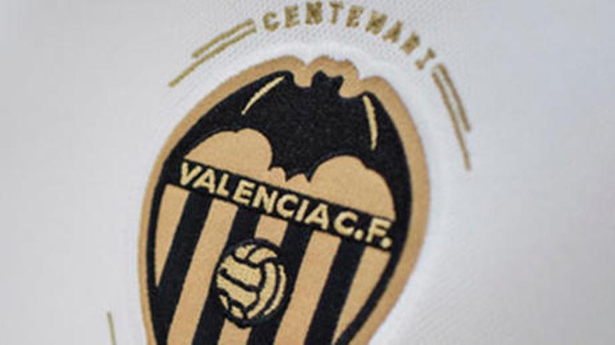 Novedades en la camiseta del Valencia CF para la Copa