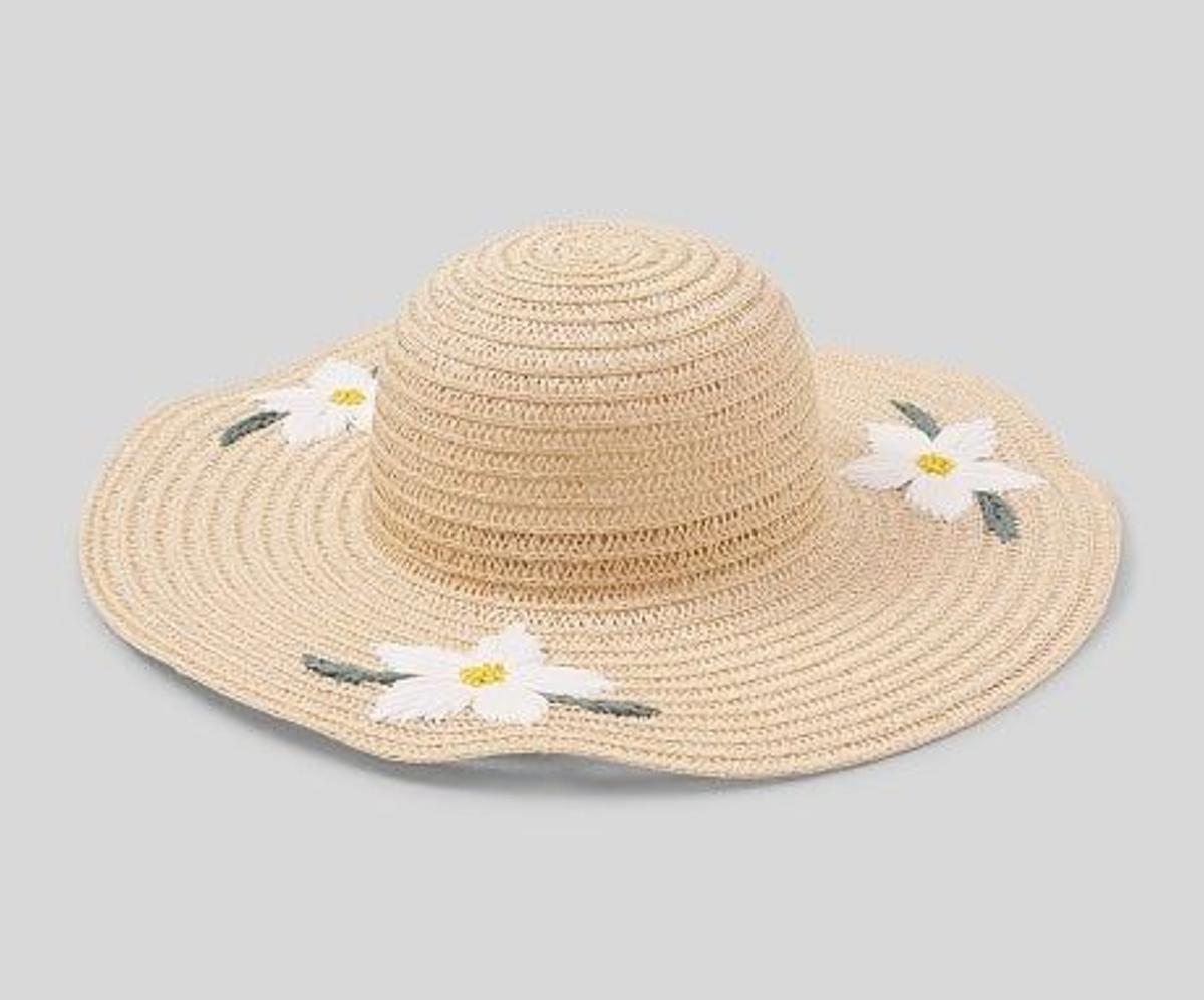 Sombrero de paja de C&A (Precio: 12,90 euros)