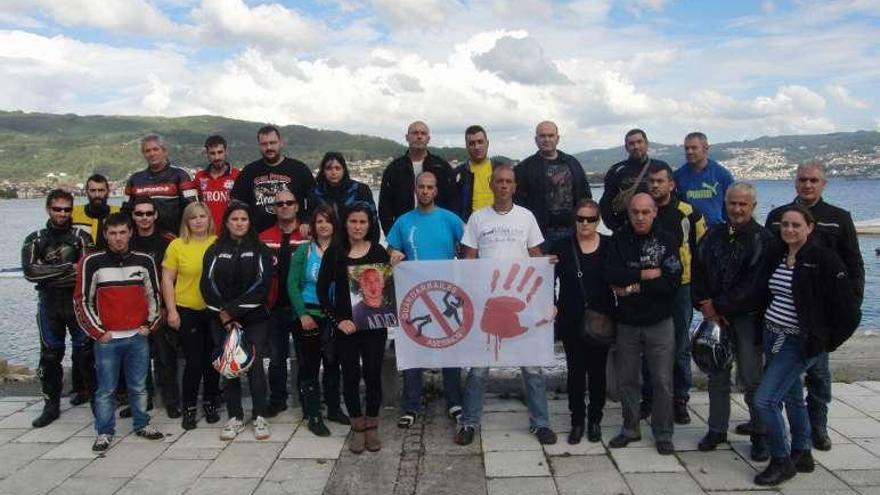 Moteros de la comarca recuerdan a José Acuña Ríos.