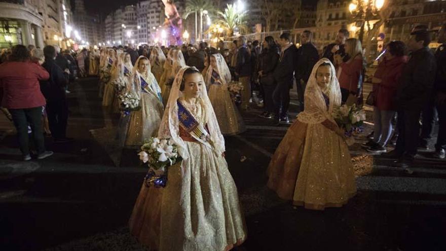 Ofrenda 2019: Así desfiló Sara Larrazábal y la corte infantil