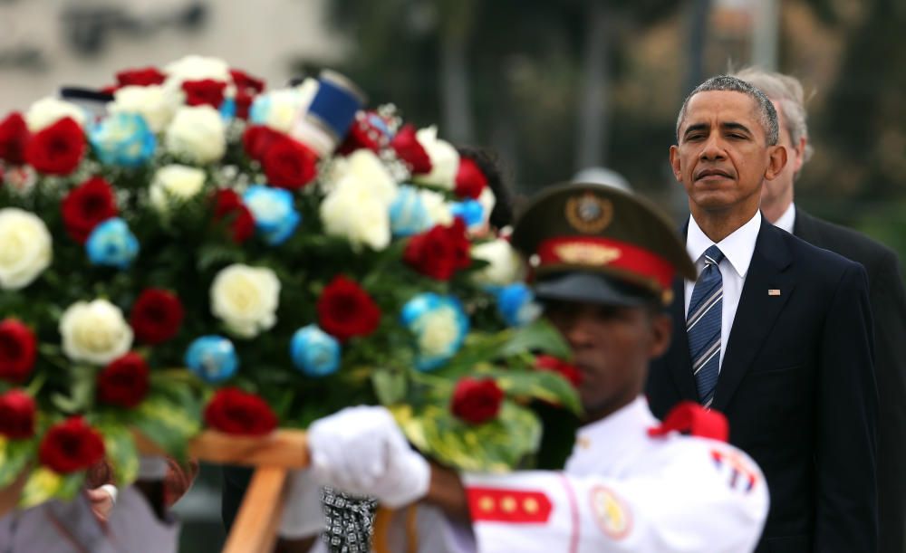 Raúl Castro recibe a Obama en el Palacio de la Rev