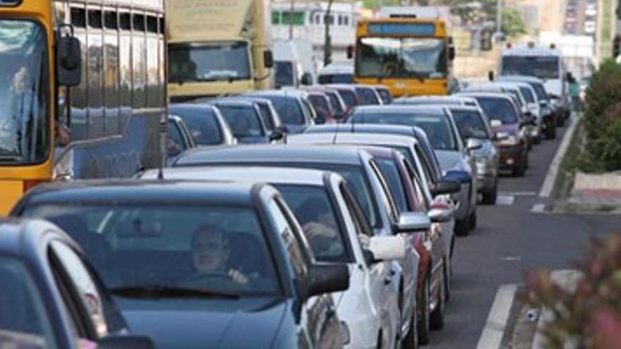 Un informe demuestra que los automovilistas extremeños pagarán este año 50 millones en impuestos locales