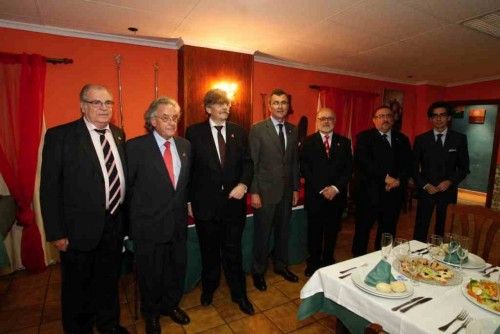 Los Nazarenos Murcianos entregan sus distinciones en su tradicional cena