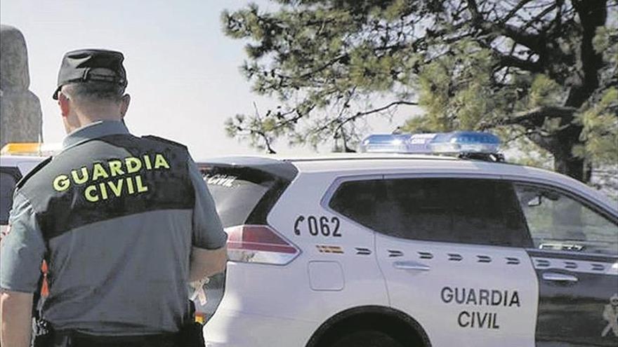 Detenidos dos castellonenses por robos en varios coches en Teruel