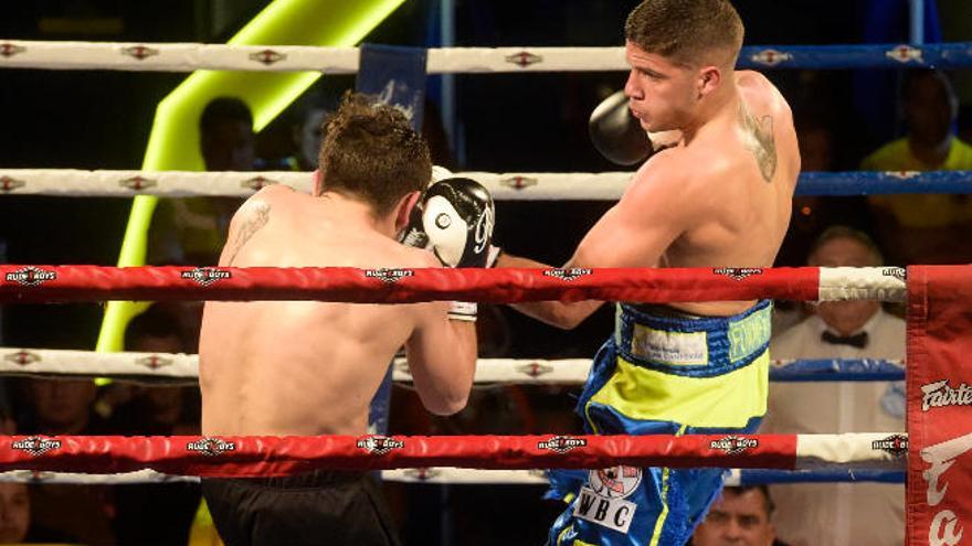 &#039;Chocolatito&#039;, campeón a lo grande