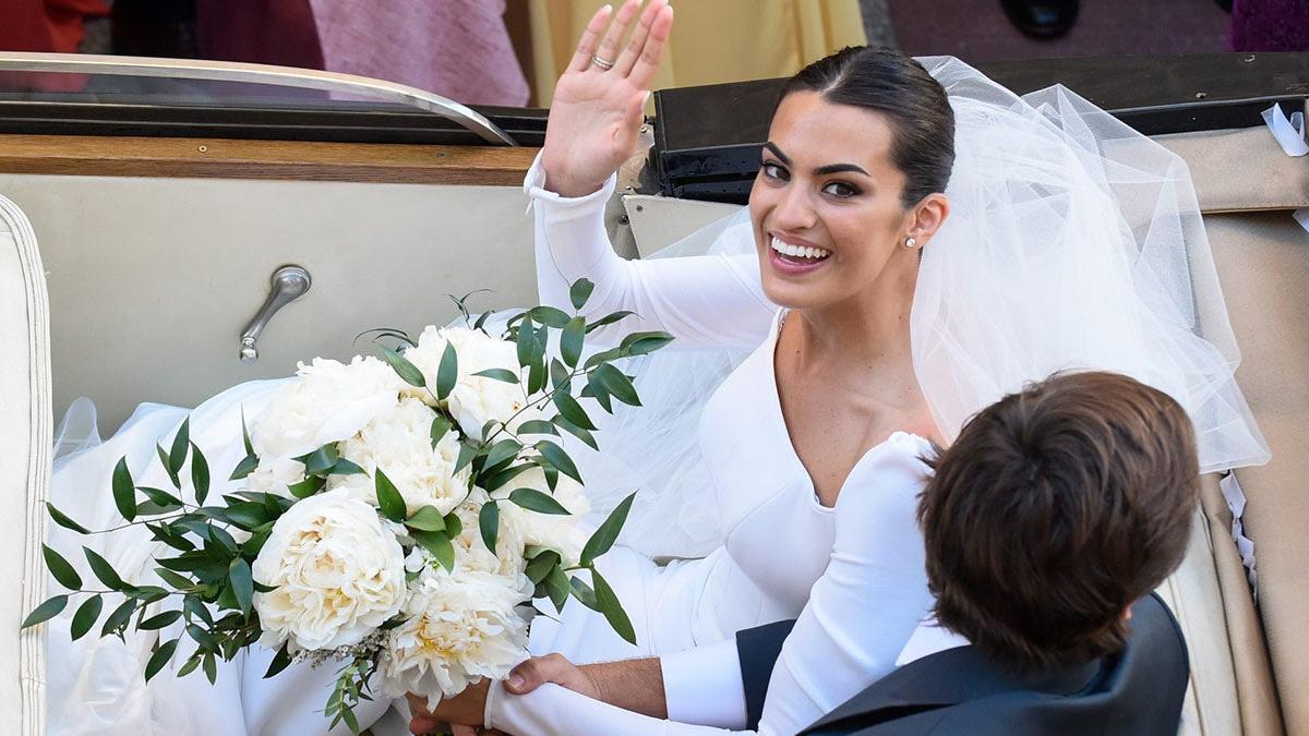 Marta Lozano el día de su boda con vestido de Lorenzo Caprile