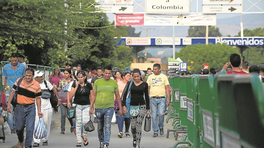 Guaidó eleva el desafío a Maduro a cuenta de la ayuda humanitaria