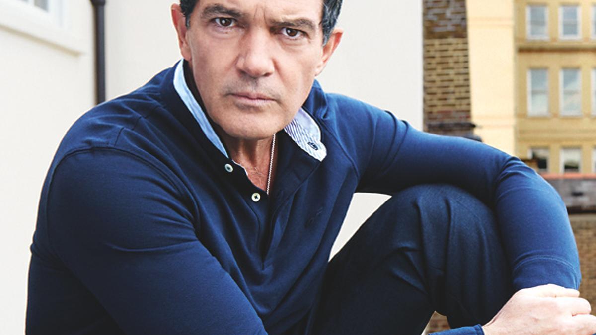 Antonio Banderas, Mr. Perfect home móvil