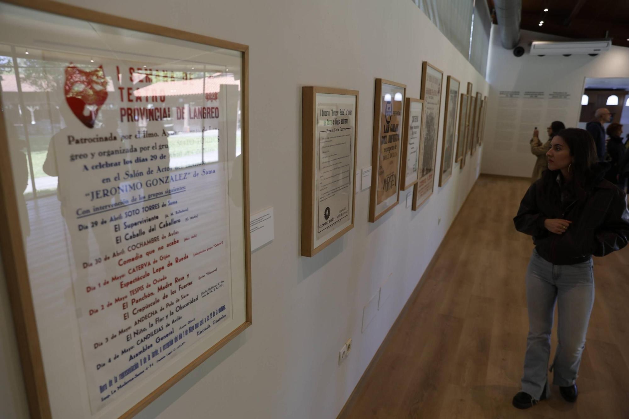 Exposición de carteles de teatro asturiano en el Muséu del Pueblu d'Asturies