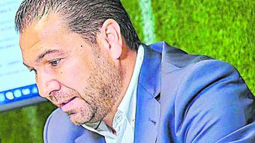 Cordero: &quot;No es lo mismo renovar a Shaq y Sipcic con 15 partidos que con 75&quot;