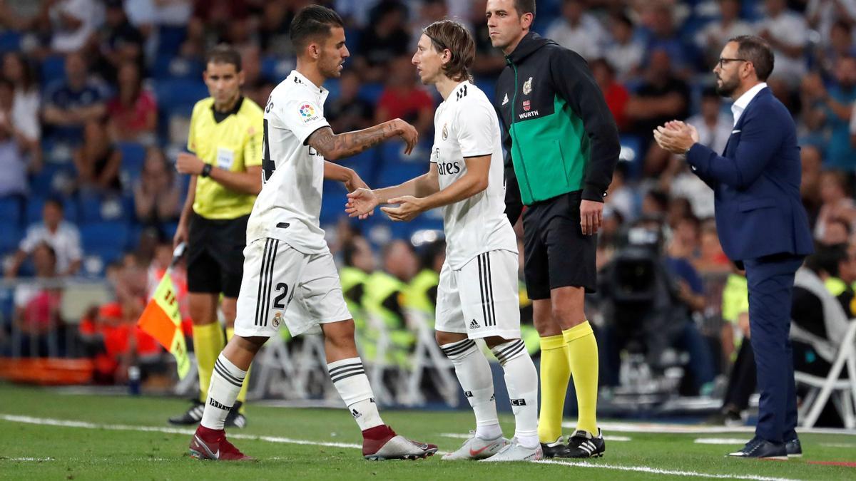 Dani Ceballos deja su sitio a Modric en el partido del Madrid ante el Getafe
