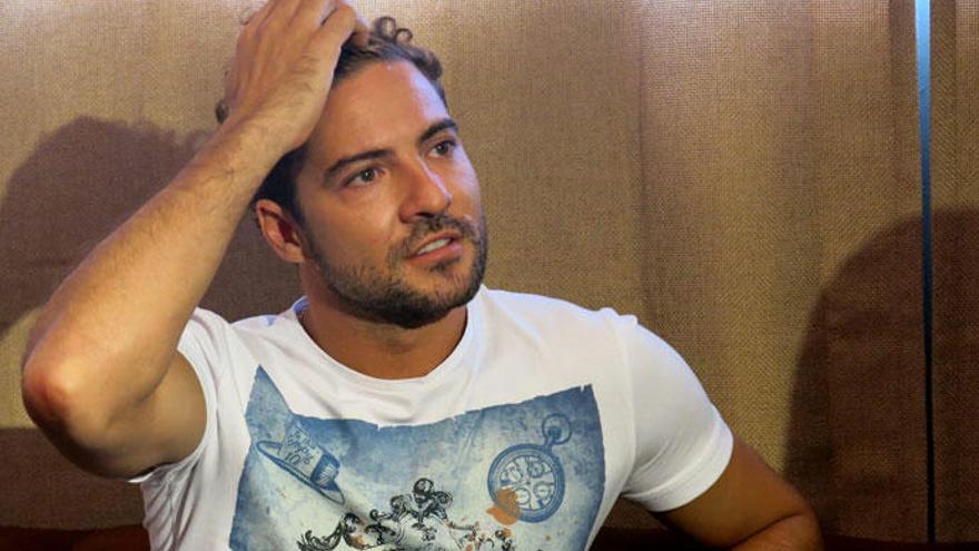 Bisbal da la cara por su mujer, Rosanna Zanetti