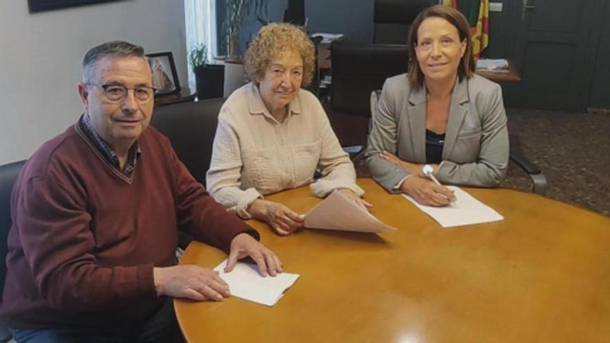 El Ayuntamiento de Oliva invierte más de 20.000 euros en la mejora del bar del Hogar de las Personas Jubiladas