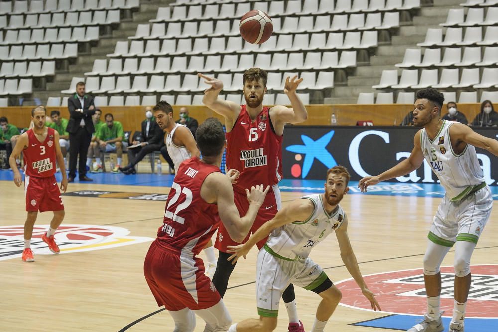 EN FOTOS | Bàsquet Girona - Tau Castelló