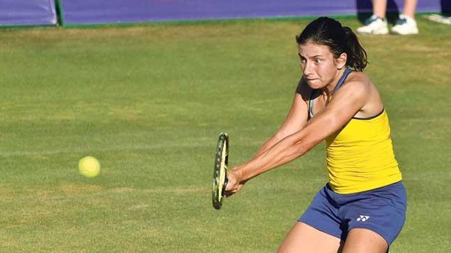 Sevastova golpea la pelota en su partido ante Jankovic.