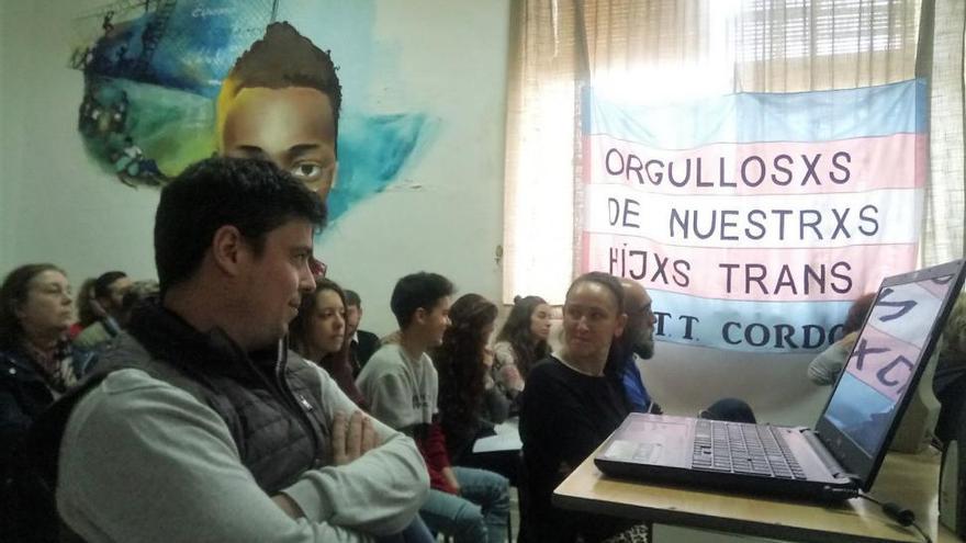 Todes Transformando Córdoba alerta sobre el bloqueo de leyes sobre el colectivo &#039;trans&#039;