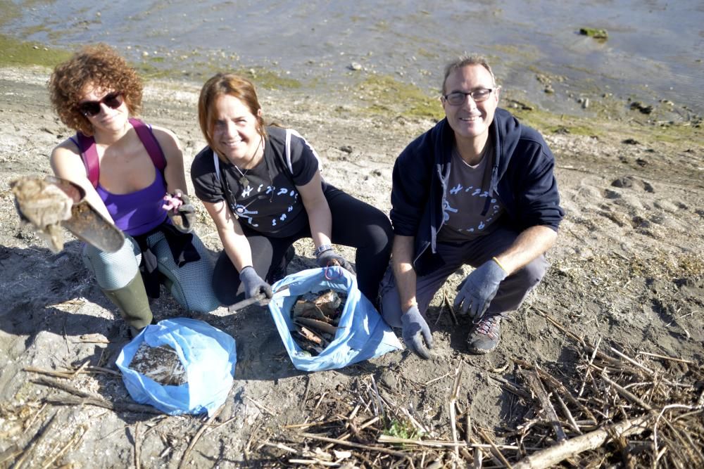 Recogida de plásticos en el Mar Menor