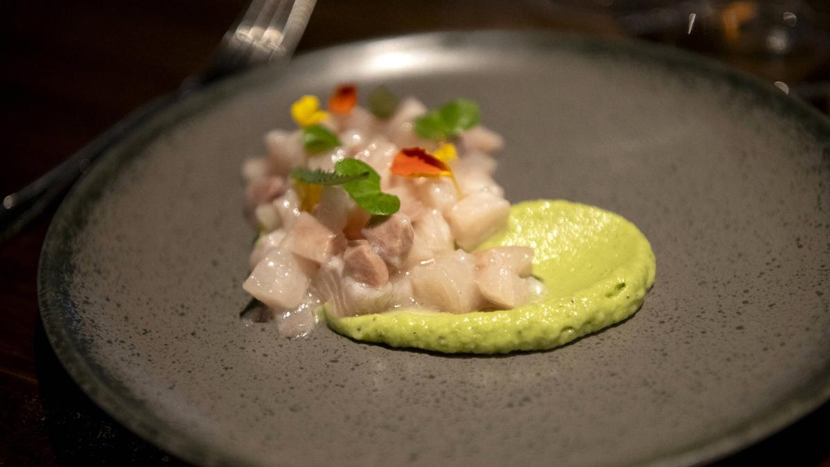 El tartar de 'serviola' con aguacate de Records.