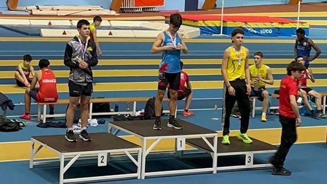 El joven atleta de Paniza Jesús Julián Cebrián logró la medalla de plata.