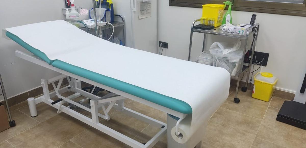 Se ha adquirido una camilla hidráulica y  un dermatoscopio de última generación.