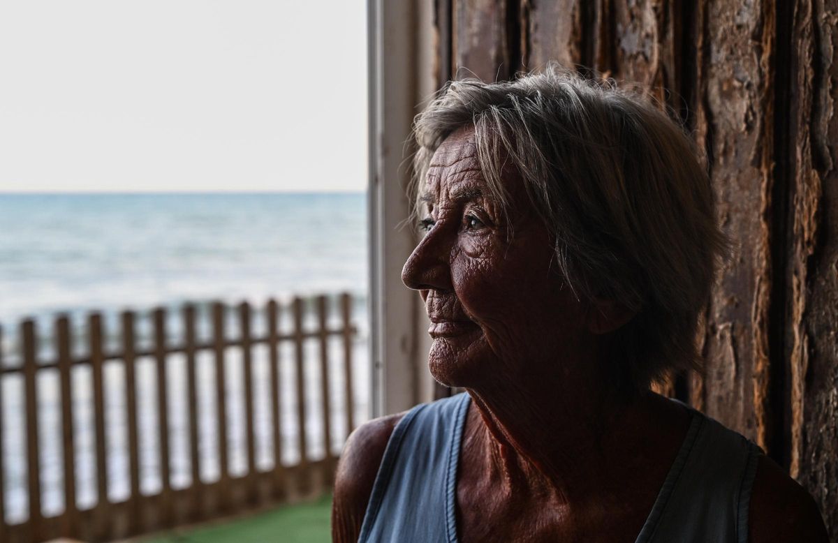 Marichu Saura vive en una casa de playa Babilonia desde hace 32 años.