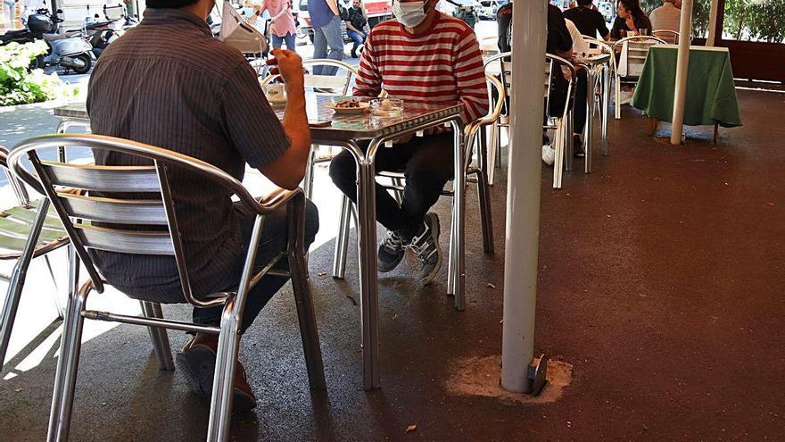 Terrassa d&#039;un bar a la Rambla de Catalunya de Barcelona