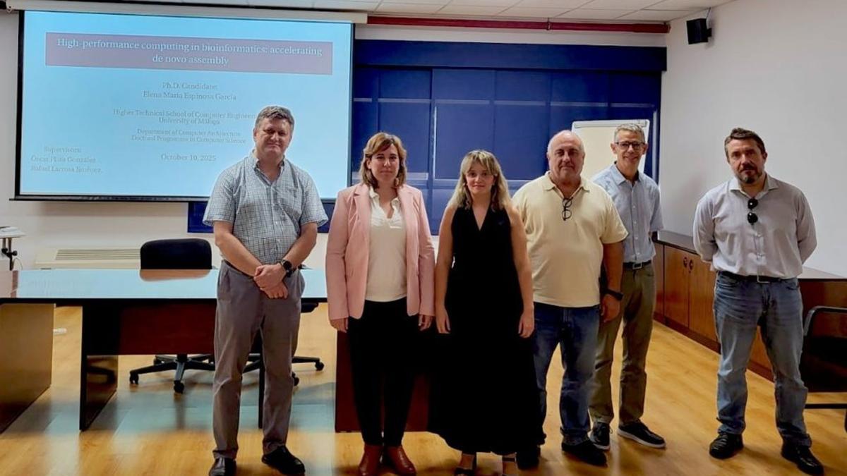 Presentación de una tesis doctoral de la UMA que introduce avances en la secuenciación genómica sin referencia previa, lo que permitirá avances en la medicina personalizada.