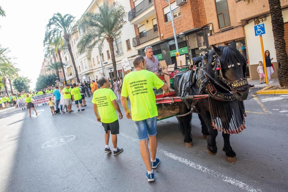 Protesta a favor de los bous en Paiporta