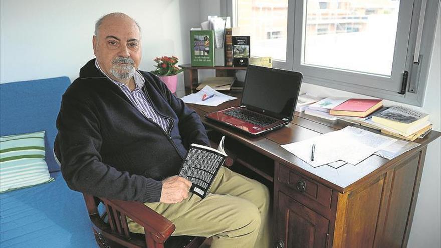 Fallece en Plasencia el escritor Fernando Flores del Manzano